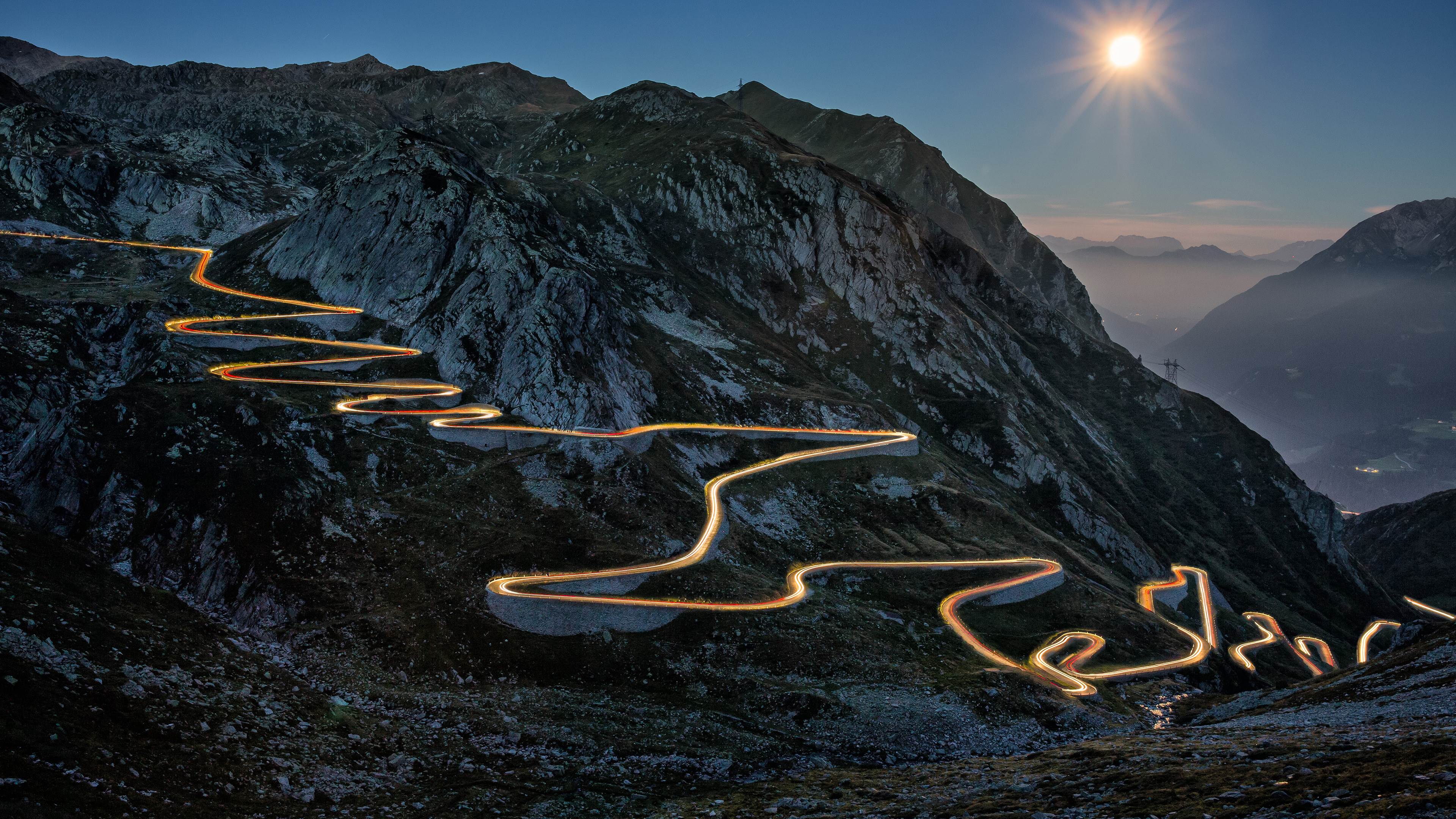 特雷莫拉公路在圣哥达山口，艾罗洛，瑞士
